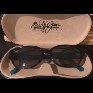 Assorted Women’s Sunglasses